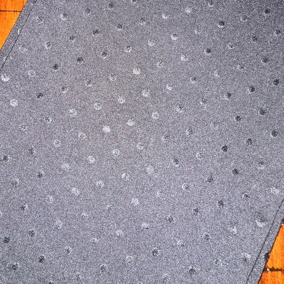 Old Navy Black Polka Dot Pixie Pants - Picture 3 of 3